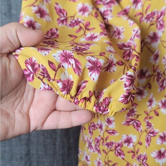 EXPRESS x Rocky Barnes Floral Romper - Picture 3 of 13